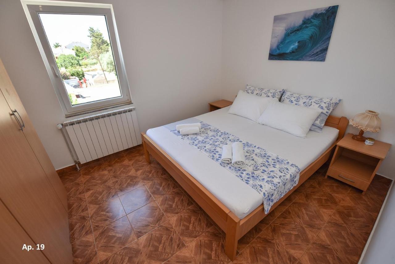 Apartments Bella Sky Novalja Exterior photo