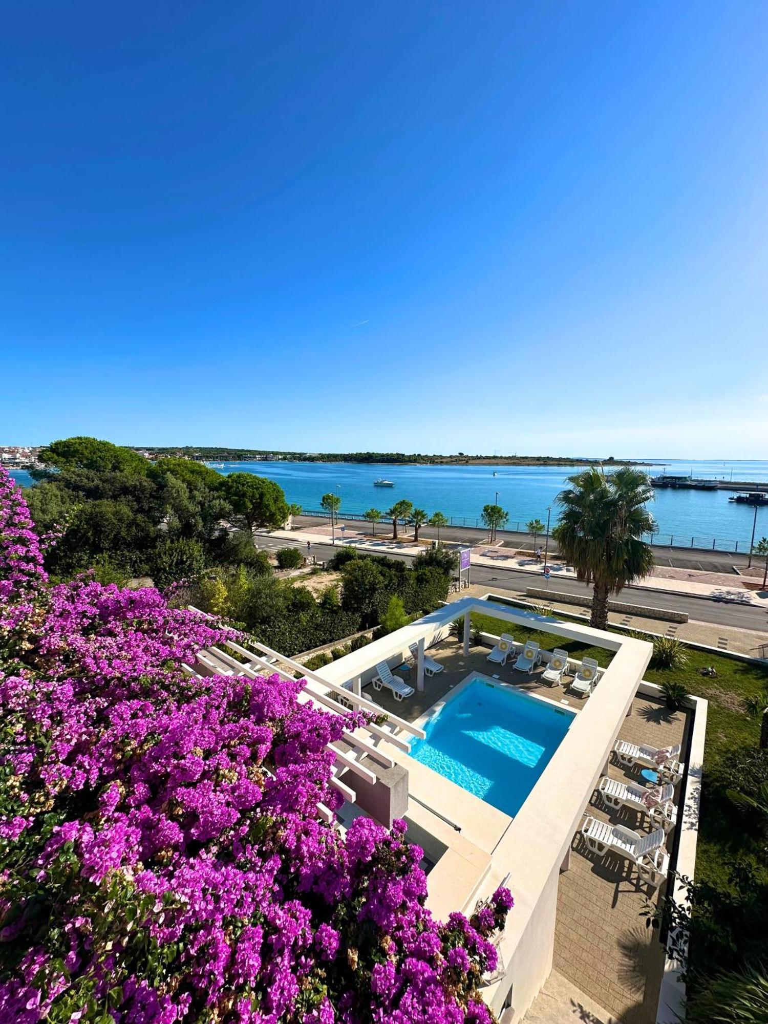 Apartments Bella Sky Novalja Exterior photo